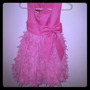 Adorable girls dress